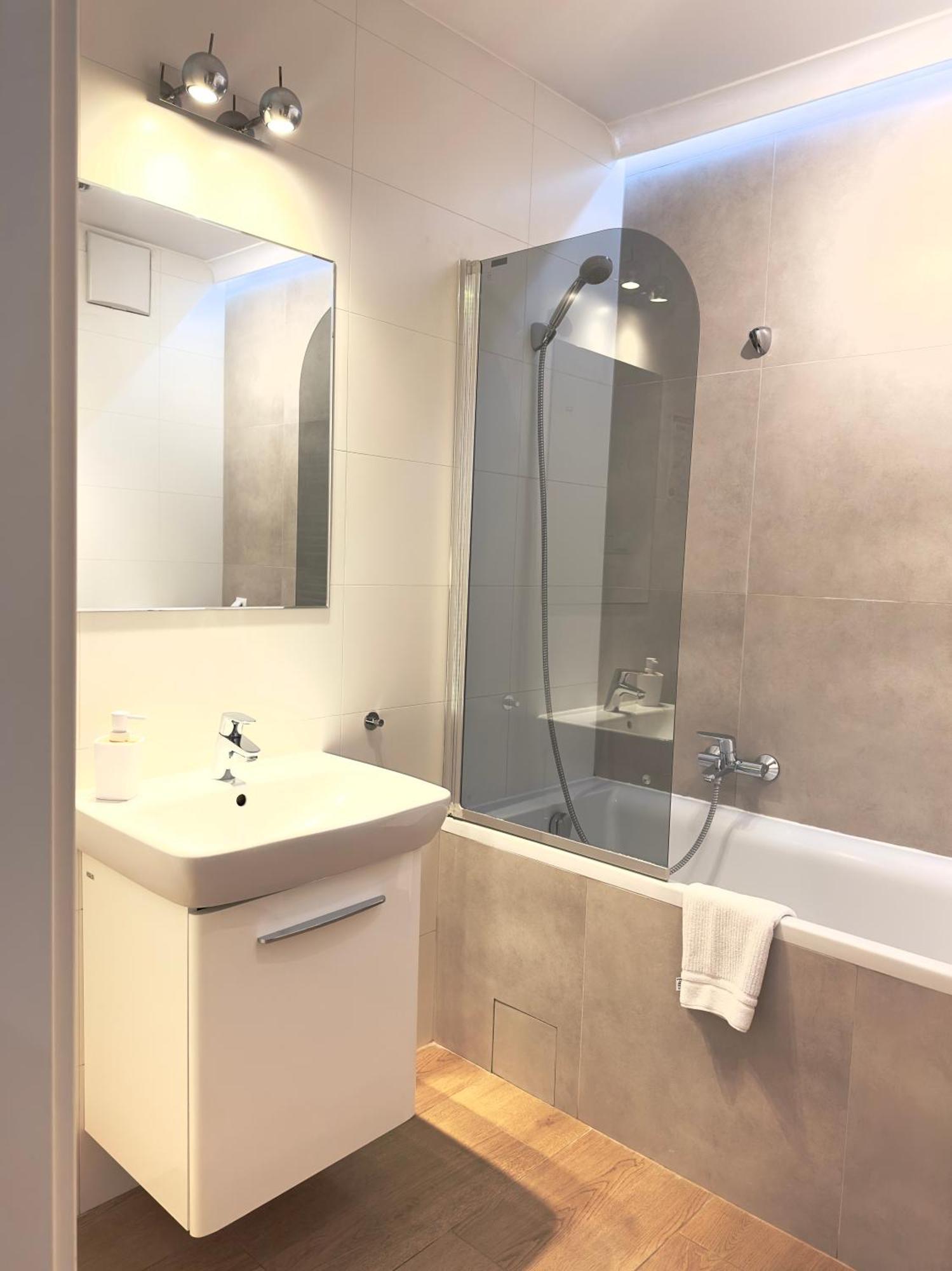 Krakow Apartments - Solna Studio & Apartments Εξωτερικό φωτογραφία
