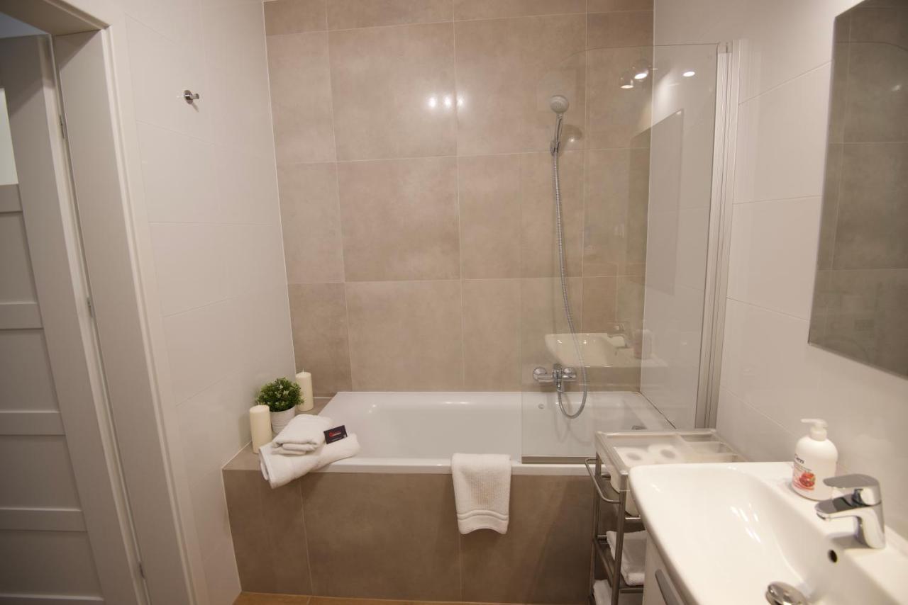 Krakow Apartments - Solna Studio & Apartments Εξωτερικό φωτογραφία